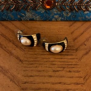 Joan Rivers earrings